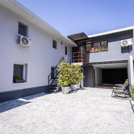 Casa Rebeca *